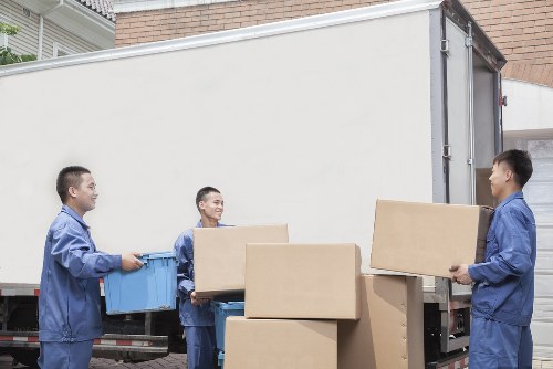 Packing services offered by South Kensington house removalists