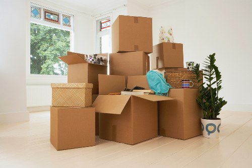 Efficient moving process with Storage South Kensington professionals