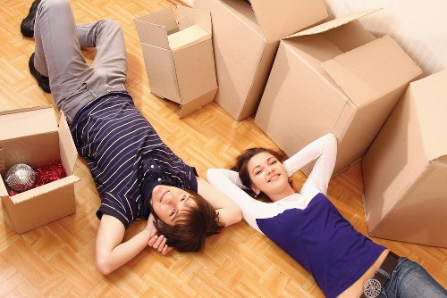 Efficient packing and loading process by South Kensington movers